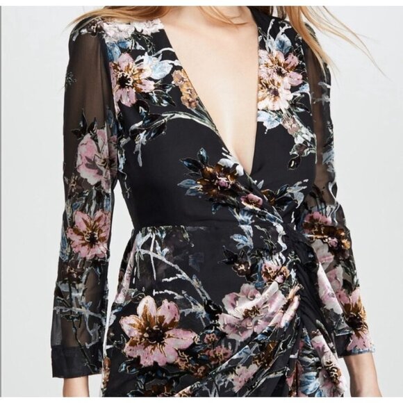 Yumi Kim Wild Bloom Floral Faux Wrap Mini Dress Timeless Velvet‎ Burnout Med NWT - Picture 3 of 14